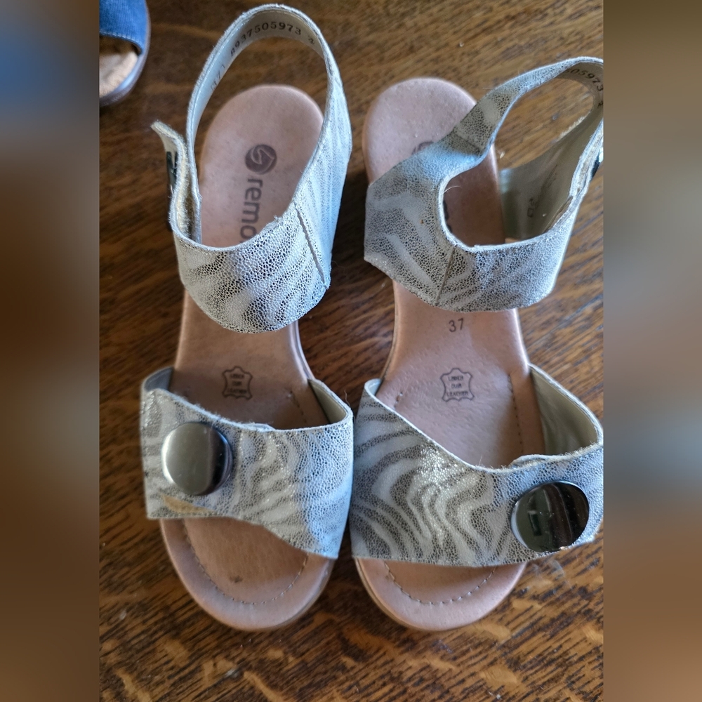 Remonte Gray Comfort Sandals with Adjustable Straps